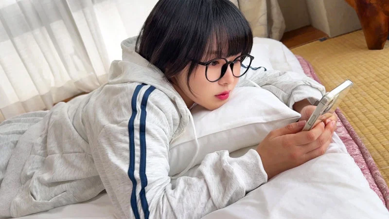 みなみ 無料サンプル画像(1) 【無料R18素人動画館】